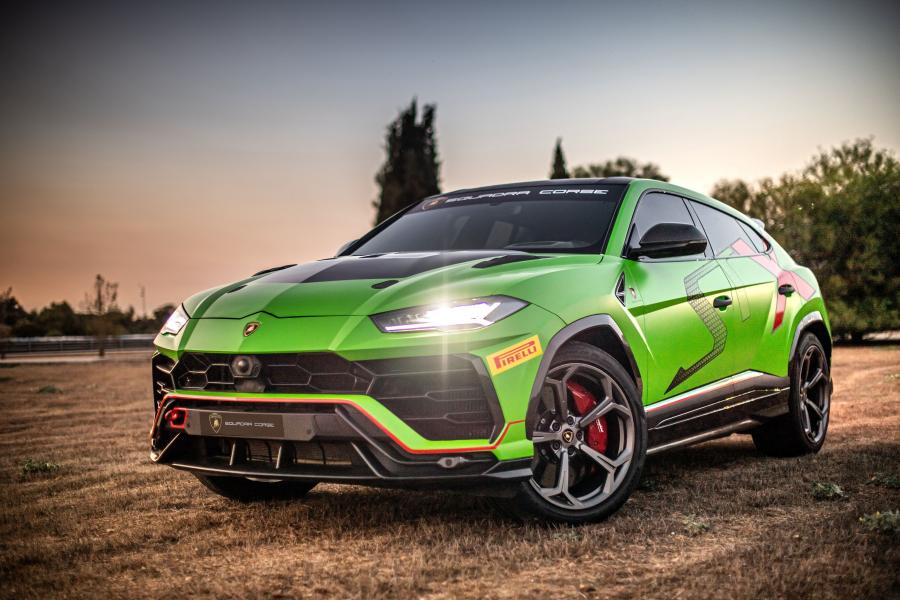  Lamborghini Urus ST-X 2020 года  (фото 3 из 3)